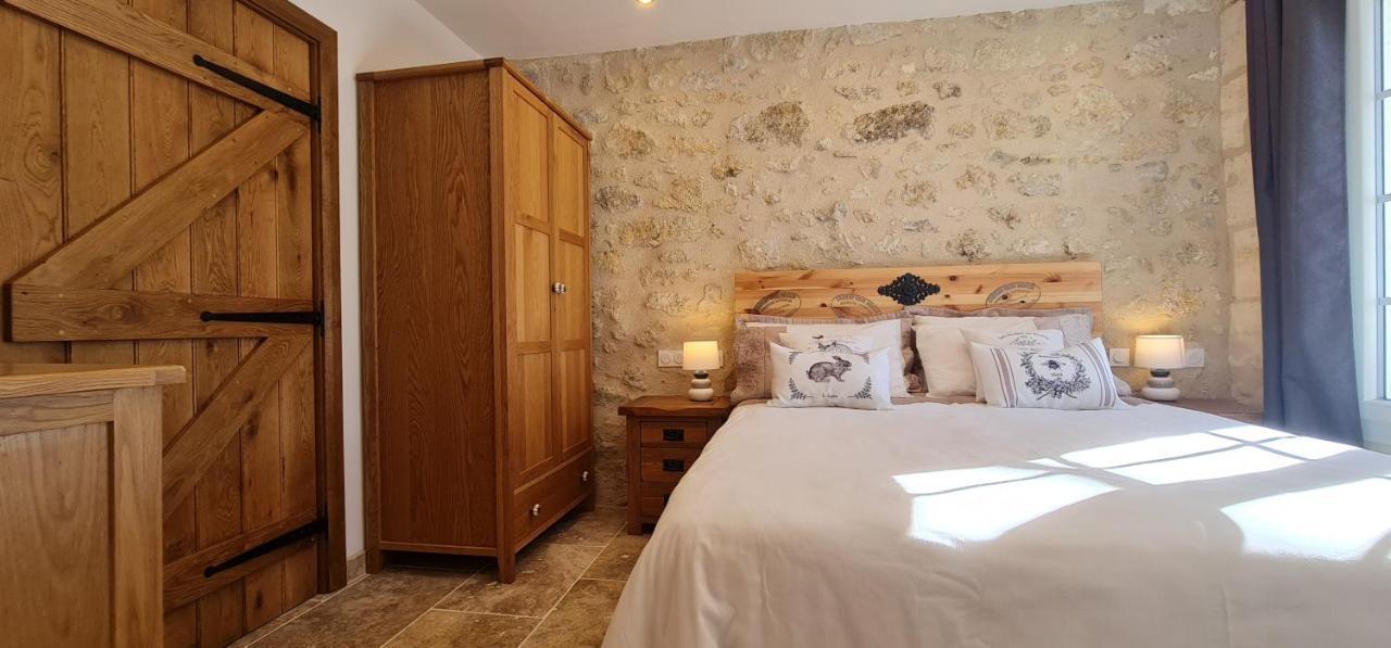 Dom Peyreton Prestige Cottages Set In A Charming Wine Property Villegouge Exterior photo